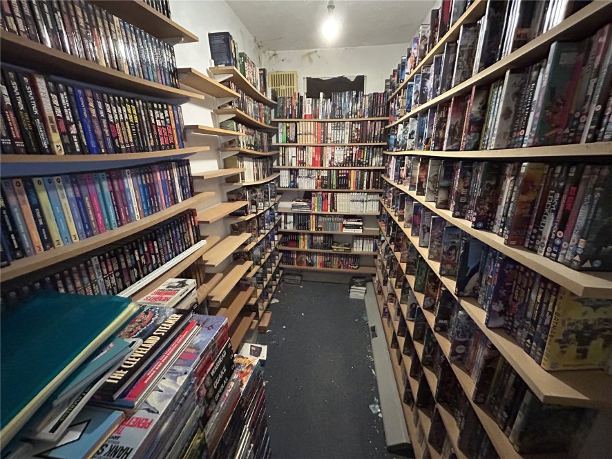 15 Argie Gardens, Leeds, West Yorkshire LS4 2JL