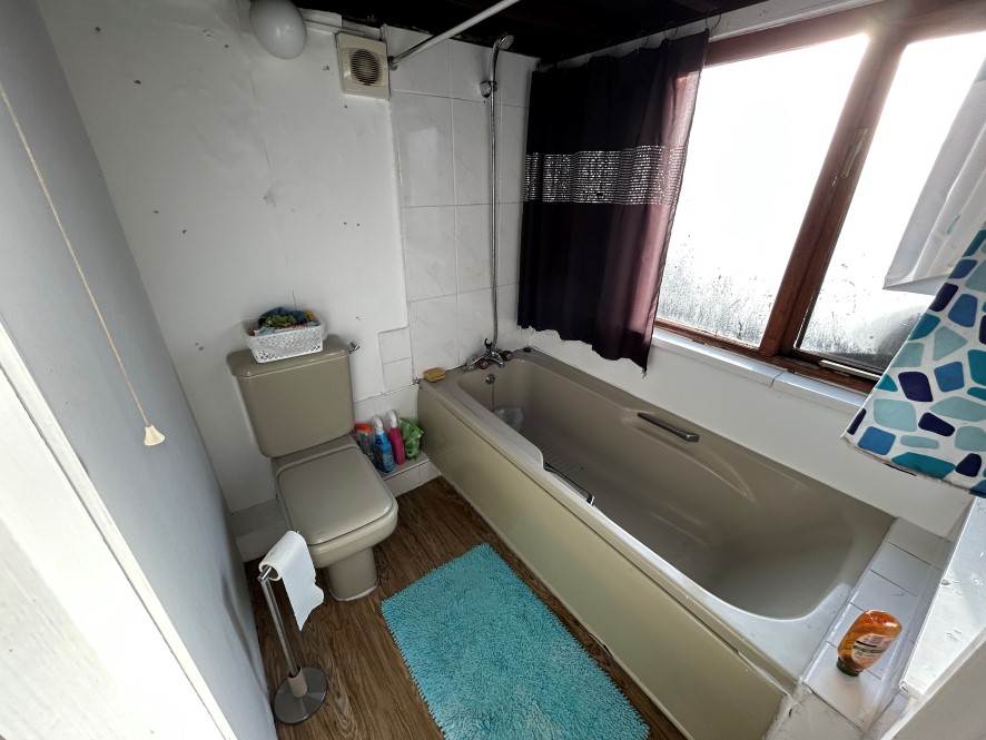 35 Richmond Mount, Leeds, West Yorkshire LS6 1DF