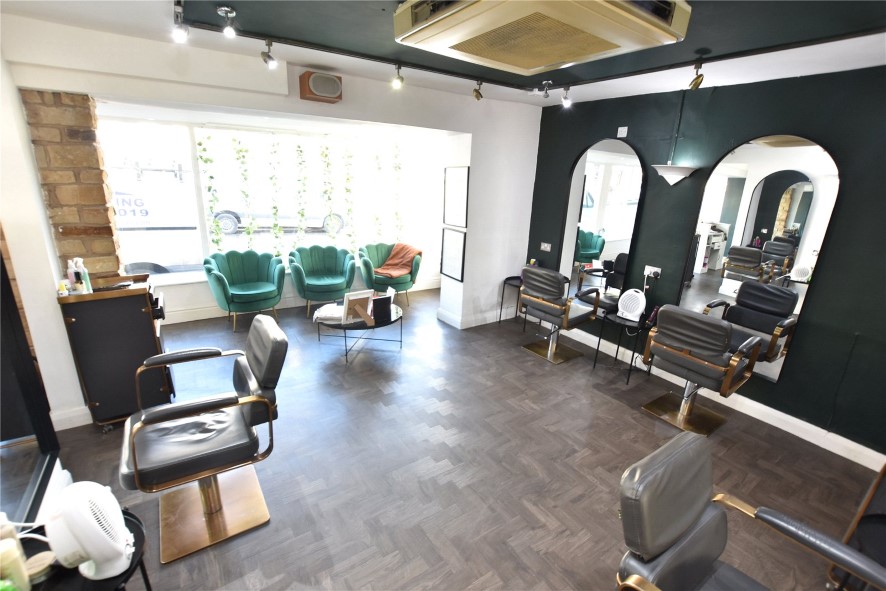 16 Station Road, Horsforth, Leeds, West Yorkshire LS18 5NR