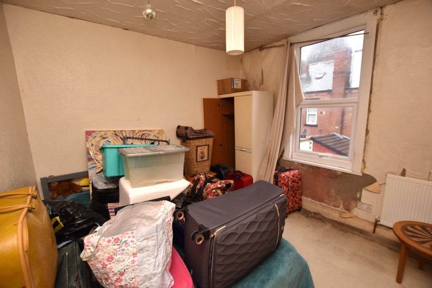 15 Highthorne View, Armley, Leeds, West Yorkshire LS12 3JR