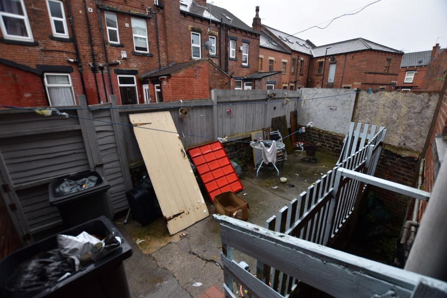 15 Highthorne View, Armley, Leeds, West Yorkshire LS12 3JR