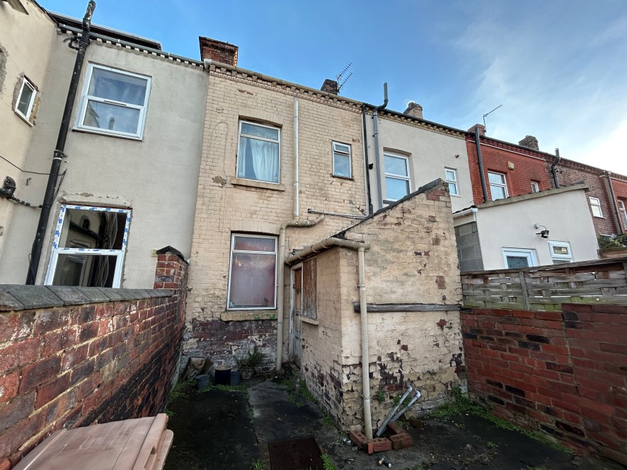 32 Regent Street, Wakefield, West Yorkshire WF1 5HW