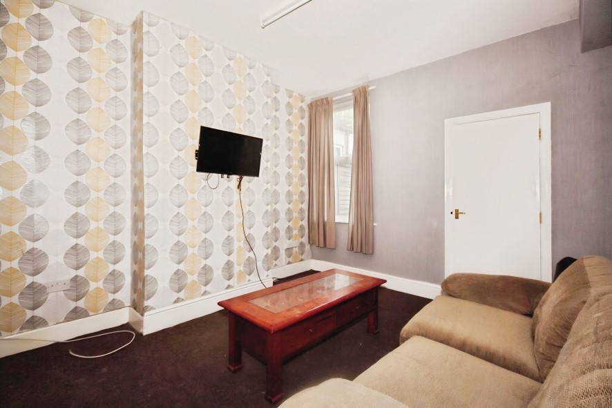 12 Latham Road, Earlsdon, Coventry, West Midlands CV5 6HR