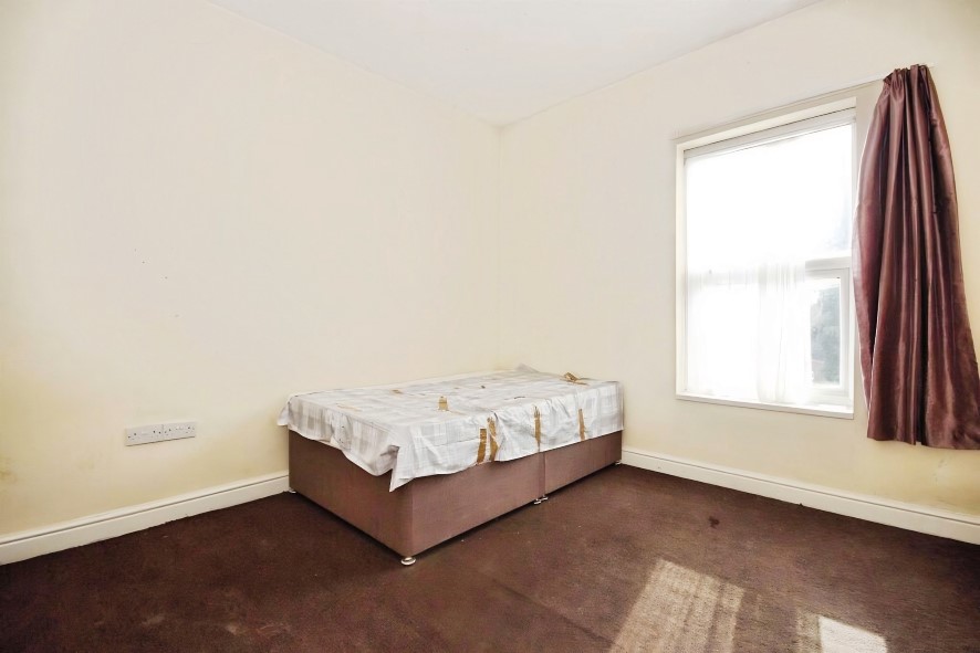 12 Latham Road, Earlsdon, Coventry, West Midlands CV5 6HR