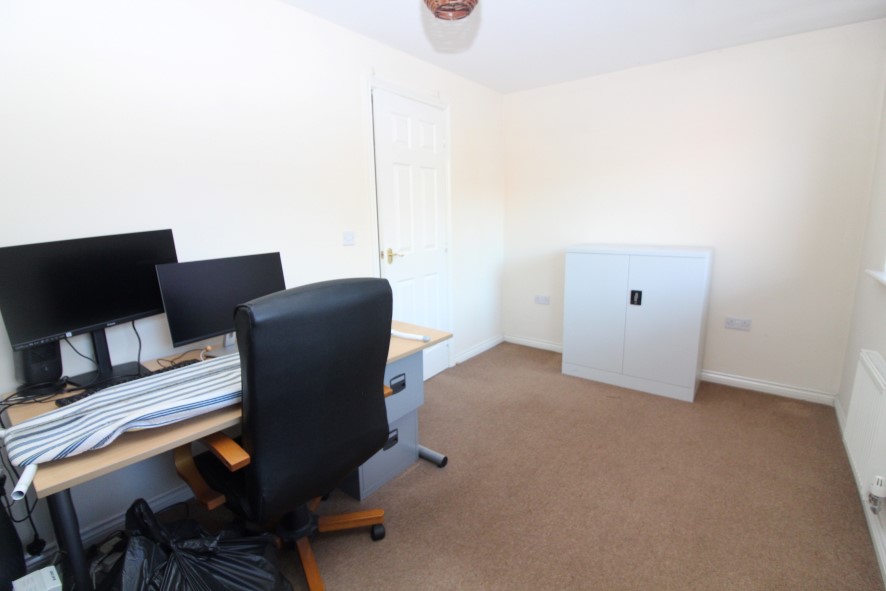 22 Queensway, Clifton, Swinton, Manchester, Greater Manchester M27 8QE