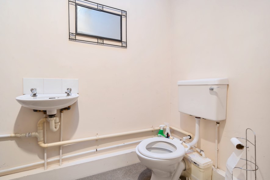 5 Queens Square, Kirkby Lonsdale, Carnforth, Cumbria LA6 2AZ