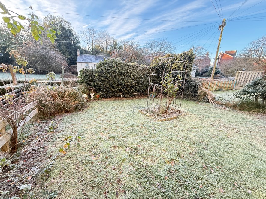 12 Moatside, Brampton, Cumbria CA8 1UN