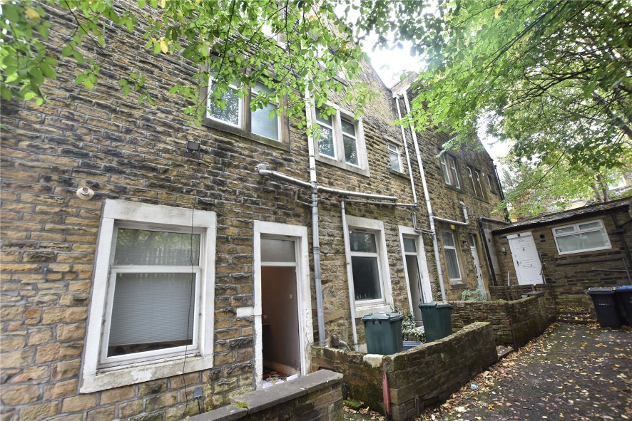 202-206 Oakworth Road, Keighley, West Yorkshire BD21 1QH