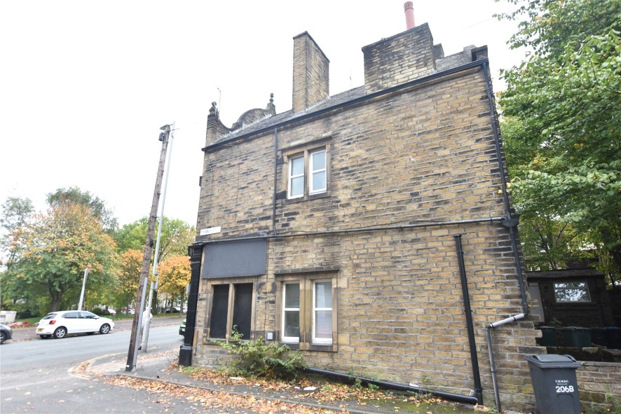 202-206 Oakworth Road, Keighley, West Yorkshire BD21 1QH