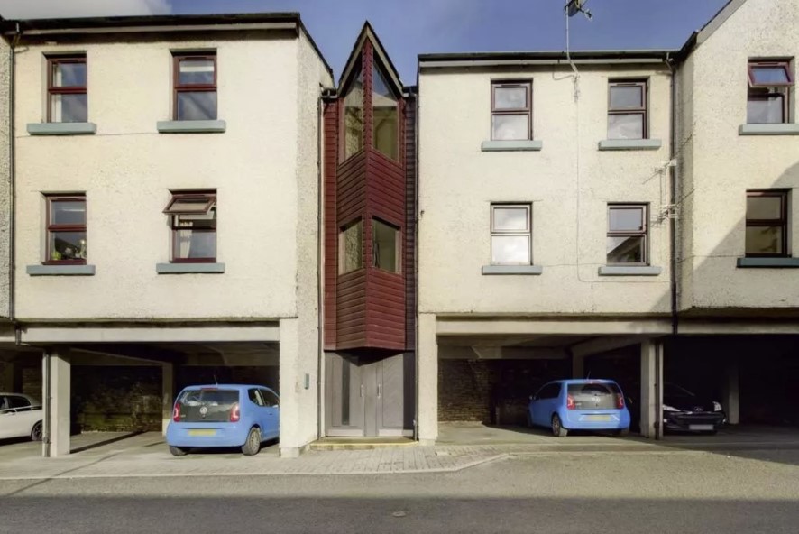 Flat 2, County Mews, Sandes Avenue, Kendal, Cumbria LA9 4LL