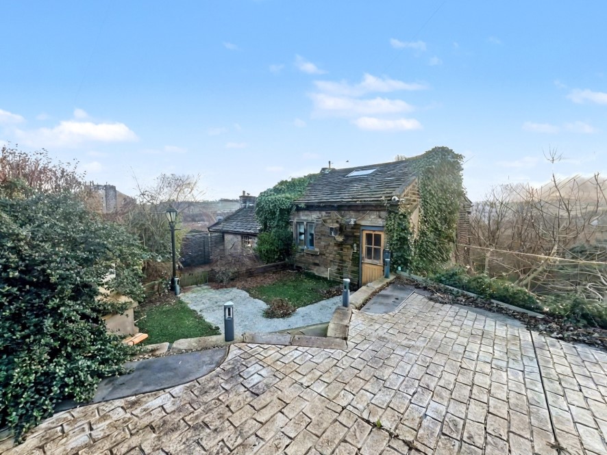 88 & 90A, Handel Street, Golcar, Huddersfield, West Yorkshire, HD7 4AE