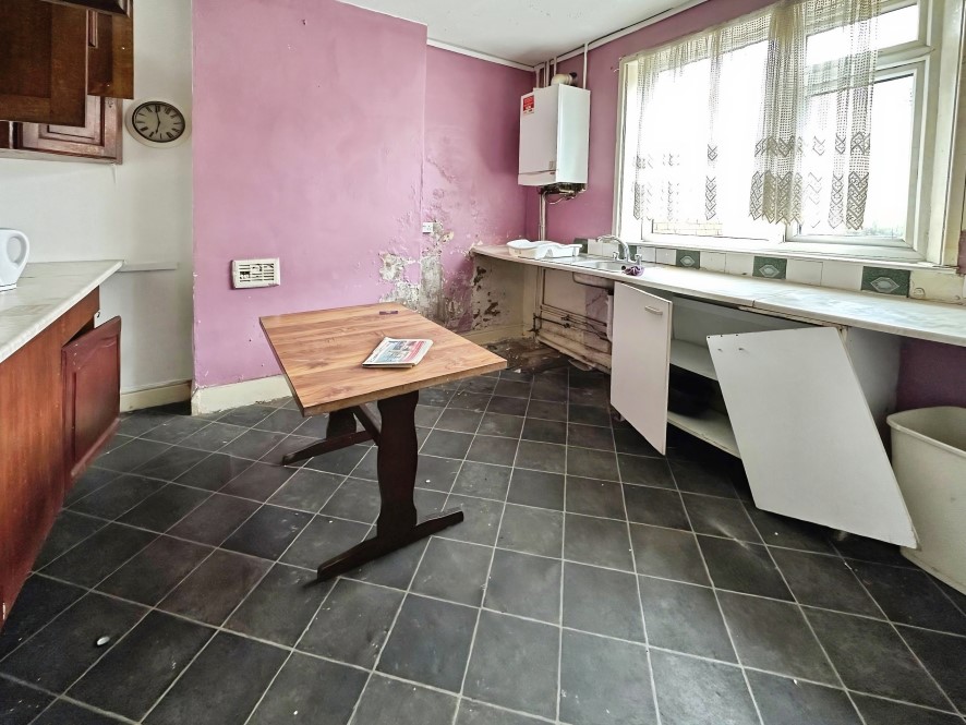 14 Abbey Green, Nuneaton, Warwickshire CV11 5DR