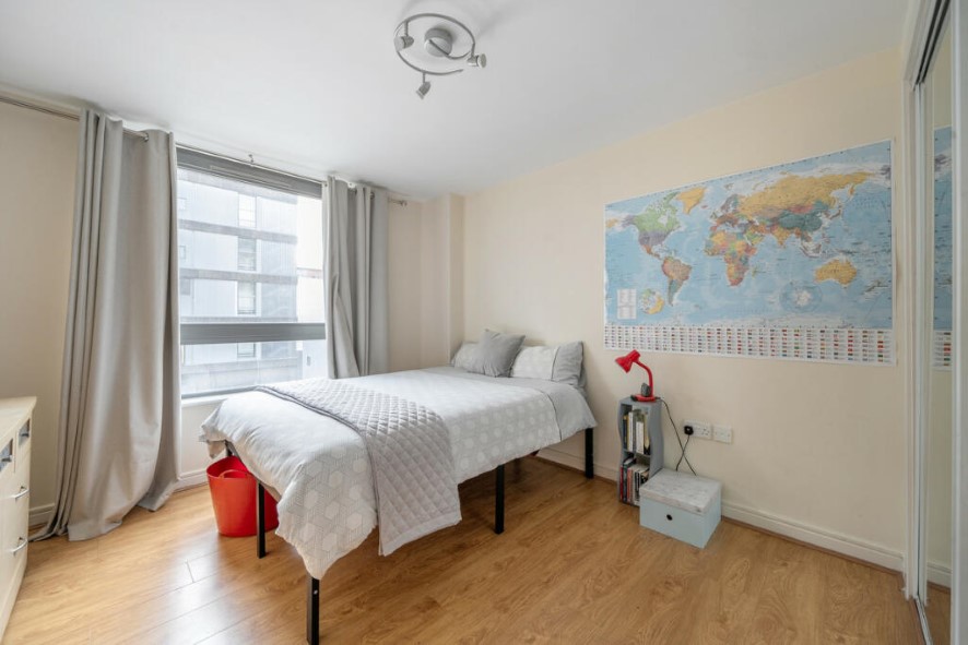 Apartment 296, Centenary Plaza, 18 Holliday Street, Birmingham, West Midlands B1 1TS