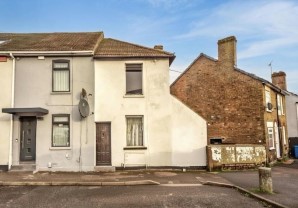 Property for Auction in London - 28 St. Pauls Street, Sittingbourne, Kent, ME10 2LA