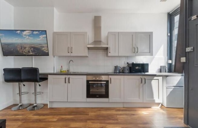 Ground Floor Flat, 74 Aubert Park, Highbury, London, N5 1TS