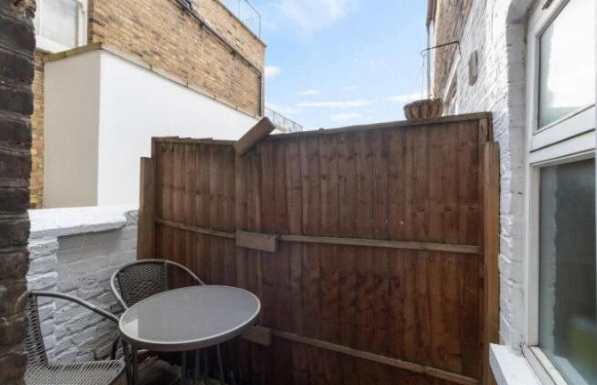 Ground Floor Flat, 74 Aubert Park, Highbury, London, N5 1TS