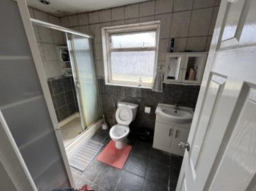 8 Gordon Gardens, Edgware, London HA8 5HG