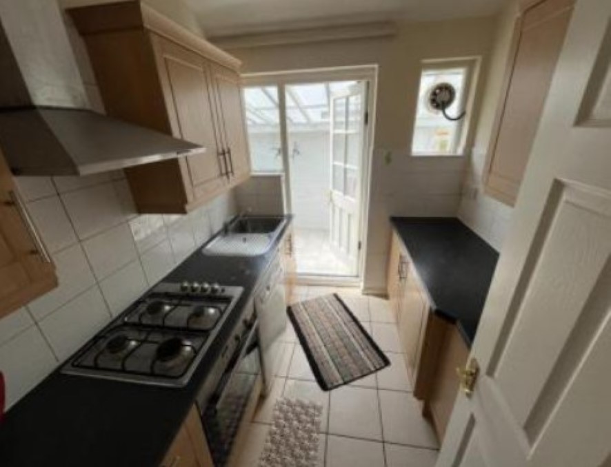 70 The Highlands, Edgware, London HA8 5HL