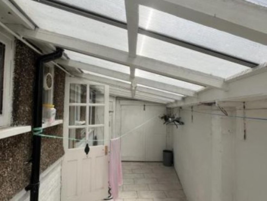 70 The Highlands, Edgware, London HA8 5HL