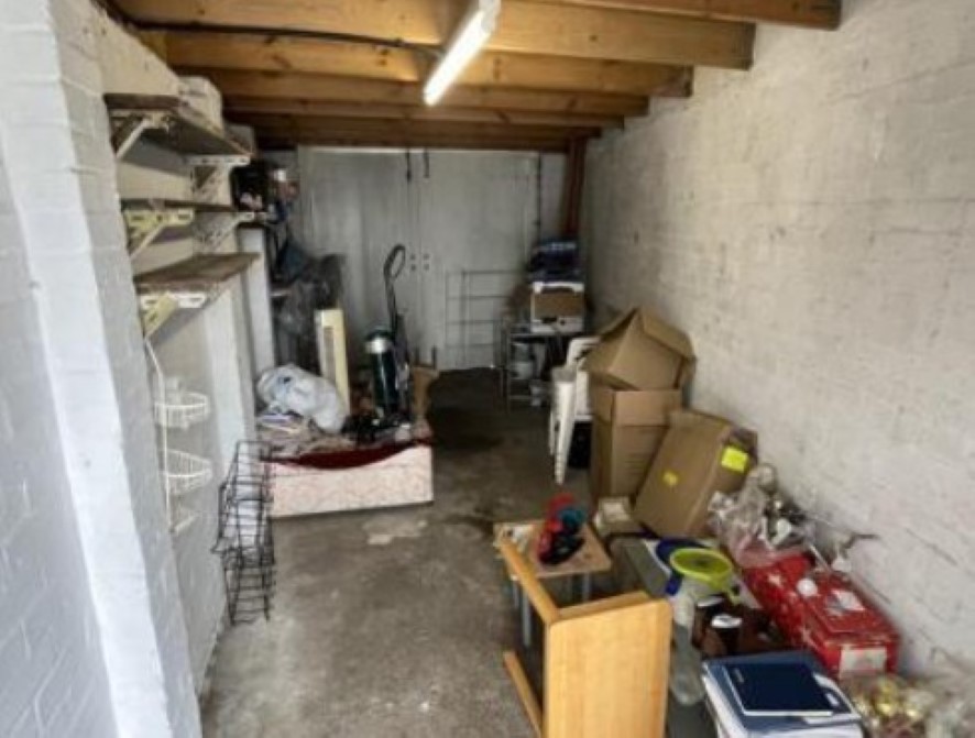 70 The Highlands, Edgware, London HA8 5HL