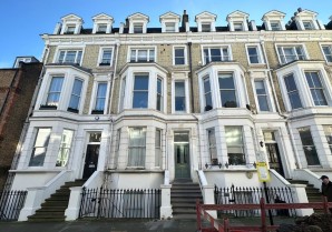 Property for Auction in London - Flat 5, 30 Campden Grove, Chelsea, London, W8 4JQ