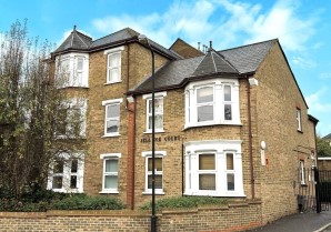 Property for Auction in London - Flat 13 Jellicoe Court, 1 Beverley Mews, Highams Park, London, E4 9PH