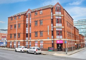 Property for Auction in London - Unit 3-14 Avalon Court, Kent Street, Nottingham, Nottinghamshire, NG1 3BW