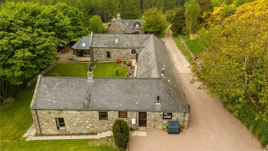 Greenhowe Steading, Banchory Devenick, Aberdeen, Aberdeenshire AB12 5YJ