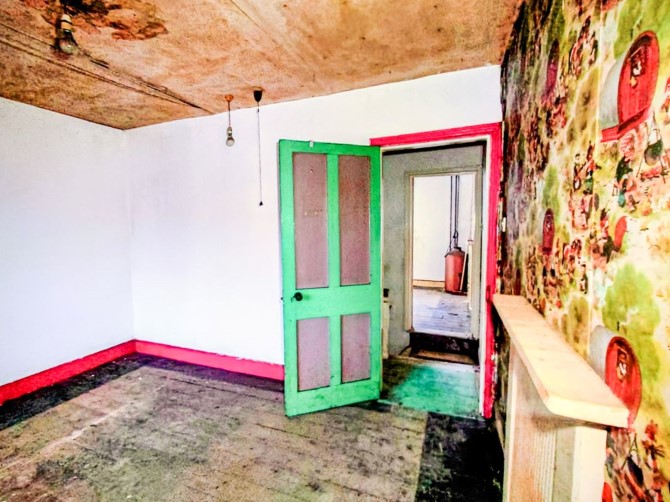 27 Parliament Street, Stroud, Gloucestershire, GL5 1LN