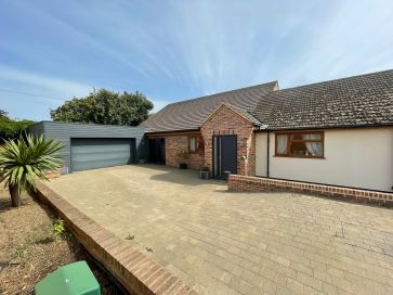 Property for Auction in East Anglia - Sparrow Hall Bungalow, Blofield, Norwich, Norfolk NR13 4LH