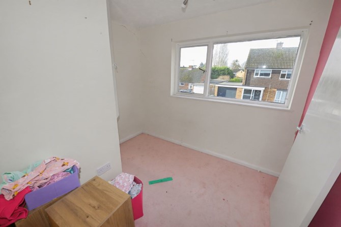 27 Cherry Orchard, Stratford-upon-Avon, Warwickshire, CV37 9AP