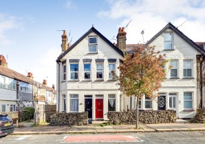 Property for Auction in London - Flat 2, 192 Hainault Avenue, Westcliff-on-Sea, Essex, SS0 9EX