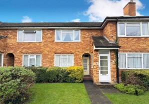 Property for Auction in London - 14 Malcolm Court, Stanmore, Middlesex, HA7 4HN