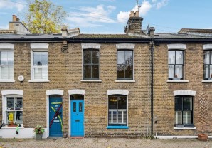 Property for Auction in London - 15 Petergate, Battersea, London, SW11 2UE