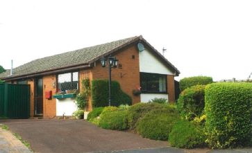 Property for Auction in Chesterfield & North Derbyshire - 33 Strange Road, Ashton-In-Makerfield, Wigan, Lancashire, WN4 0RX