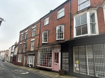 Property for Auction in Hull & East Yorkshire - Flat 6, 65-67 High Street, Bridlington, East Yorkshire, YO16 4PR