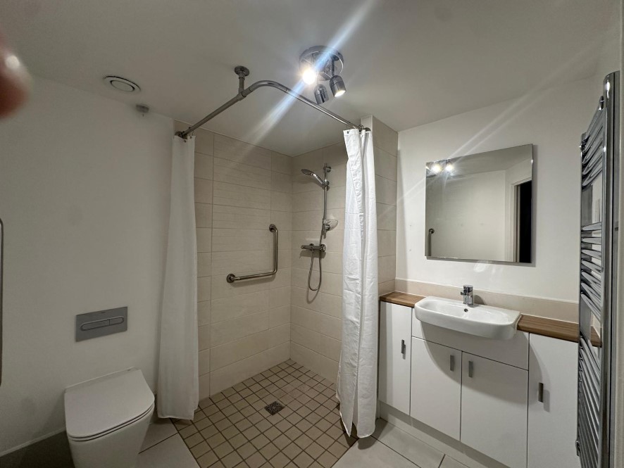 37 Devonshire Place, Station Road, Buxton, Derbyshire, SK17 6GP