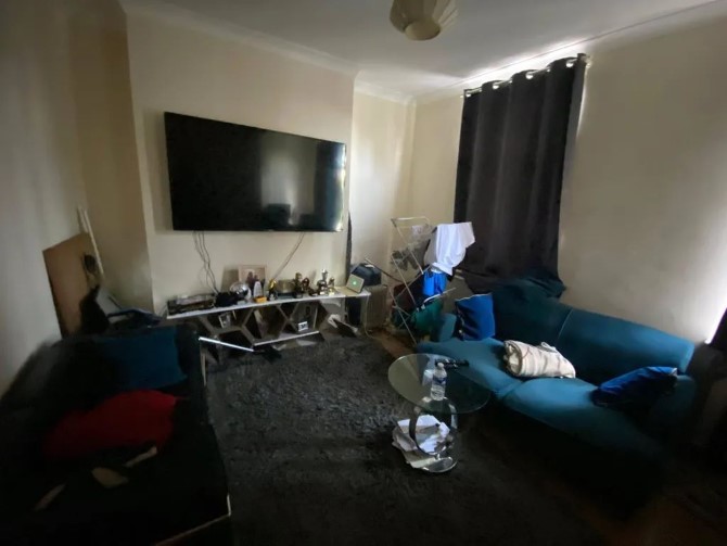 126C Ordnance Road, Enfield, Middlesex, EN3 6BU