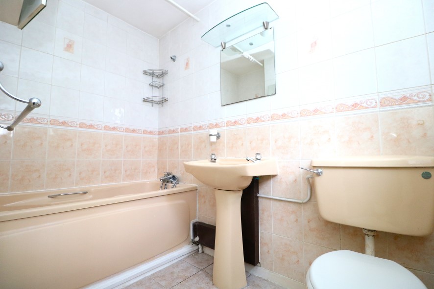 2 Moncrieffe Street, Walsall, West Midlands WS1 2LB