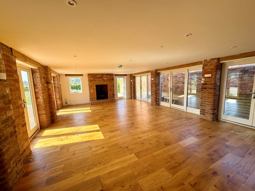 The Burrow, Drakelow Road, Walton-On-Trent, Swadlincote, Derbyshire DE12 8NB