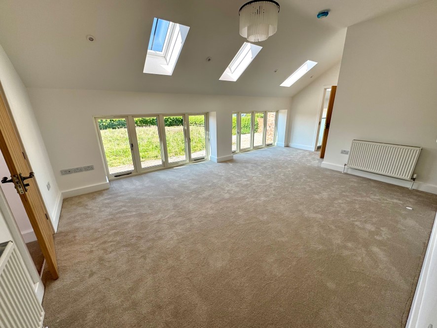 The Burrow, Drakelow Road, Walton-On-Trent, Swadlincote, Derbyshire DE12 8NB