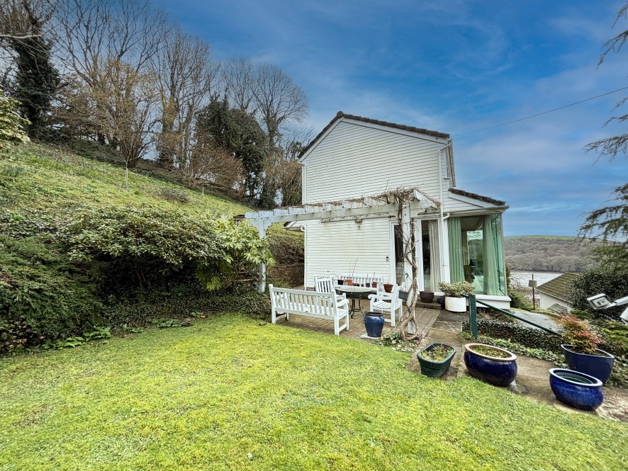 Menethryn, Water Lane, Golant, Fowey, Cornwall PL23 1LF