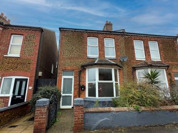Property for Auction in East Anglia - 20 Seagate Road, Hunstanton, Norfolk PE36 5BD