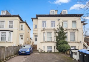 Property for Auction in London - 126C Ordnance Road, Enfield, Middlesex, EN3 6BU