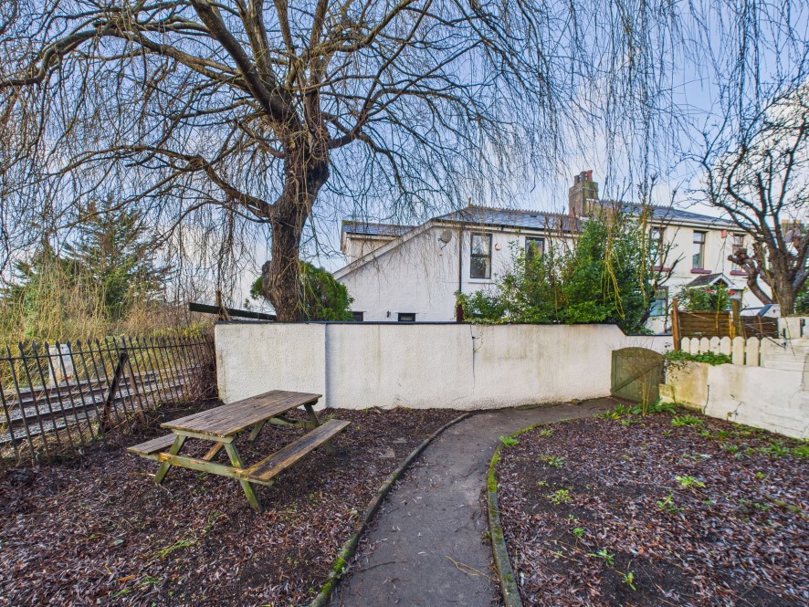 3 Moor View, Laira, Plymouth, Devon PL3 6AS