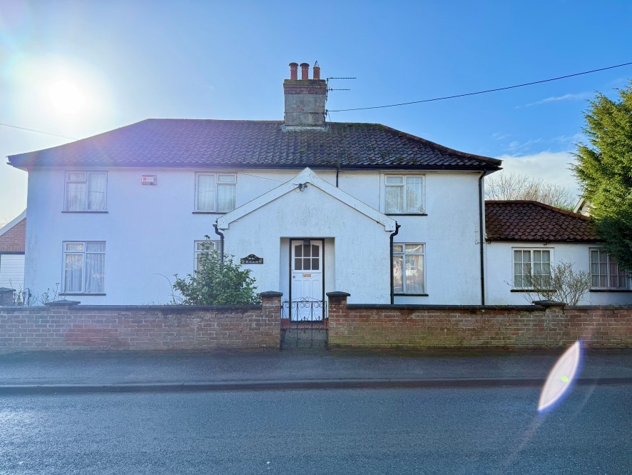 The Lilacs, Mill Road, Hempnall, Norwich, Norfolk NR15 2LP