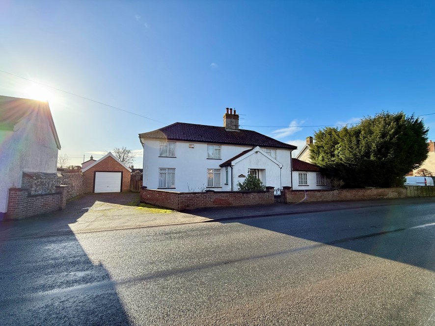 The Lilacs, Mill Road, Hempnall, Norwich, Norfolk NR15 2LP