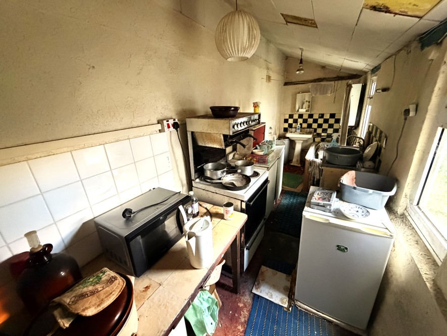 9 Watson Gardens, Plymouth, Devon PL4 9QW