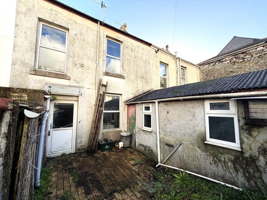 9 Watson Gardens, Plymouth, Devon PL4 9QW