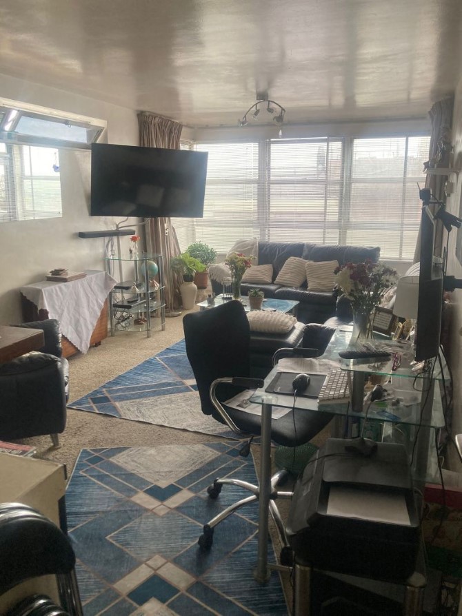 Flat 67 Isobel House, Staines Road West, Sunbury-on-Thames, Middlesex, TW16 7BD